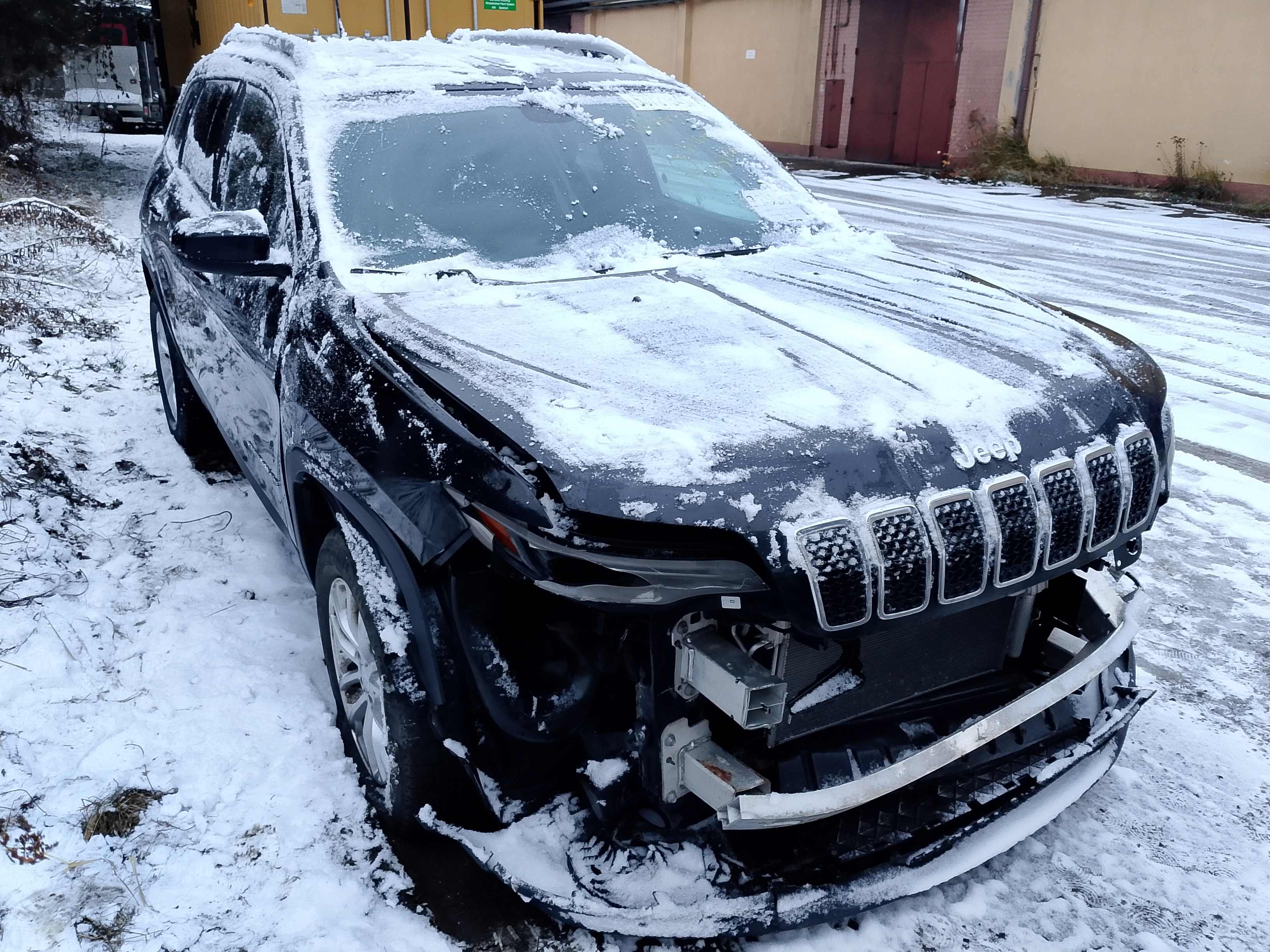29_900_PLN_675_JEEP_CHEROKEE_2019_NORTH_3.2_AUTOMAT_4x4 POD_GAZ 