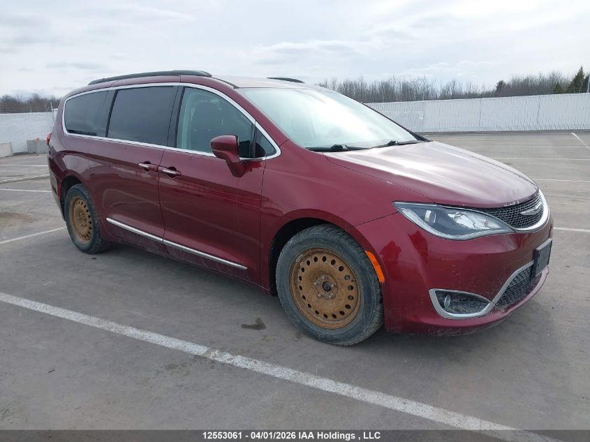 43 900 z VAT_685_CHRYSLER_PACIFICA_2017_ 3.6_AUTOMAT_POD_GAZ_8_OSOBOWY
